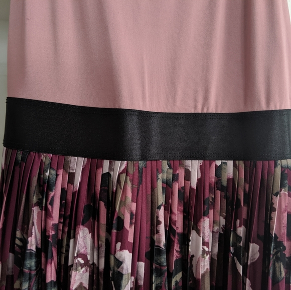 Mauve floral dress - Picture 5 of 5